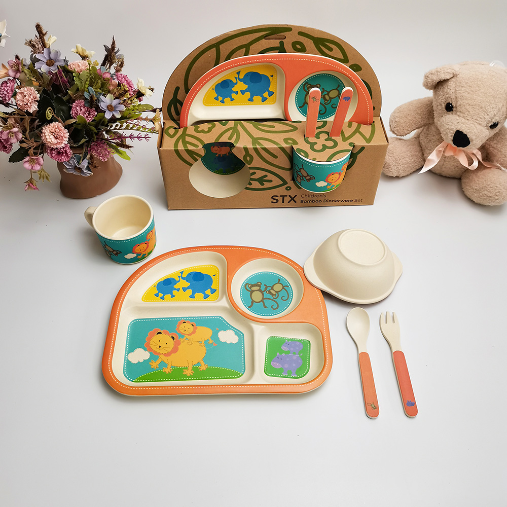 Sanus hora vescendi fuerit cute animal Pascentium Dish Set Bamboo Tableware Set